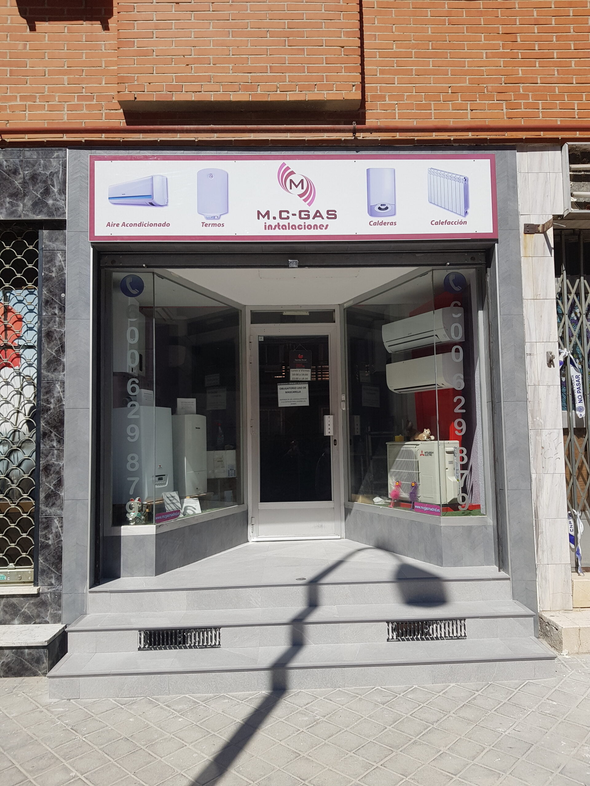 Oficina-Exposición MCgas